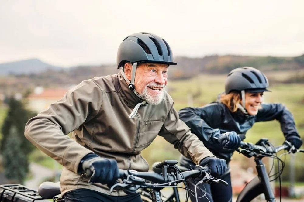 Les Avantages du Cyclisme pour les Seniors : Garder la Forme et la Santé à Tout Âge