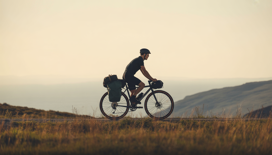cyclisme et voyage minimaliste